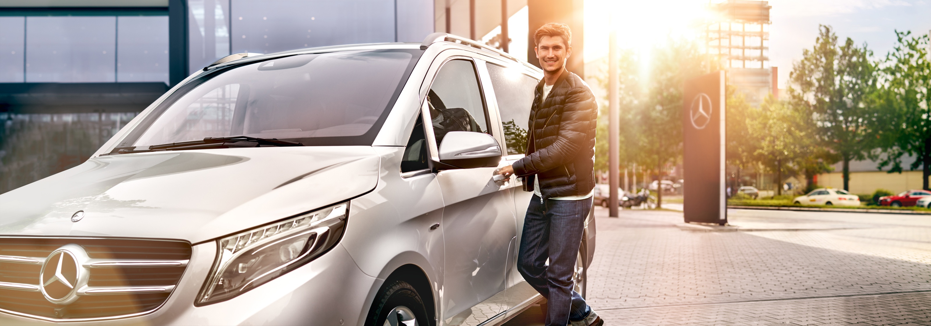 Mercedes Vorfuhrwagen Von Offiziellen Mercedes Benz Handlern